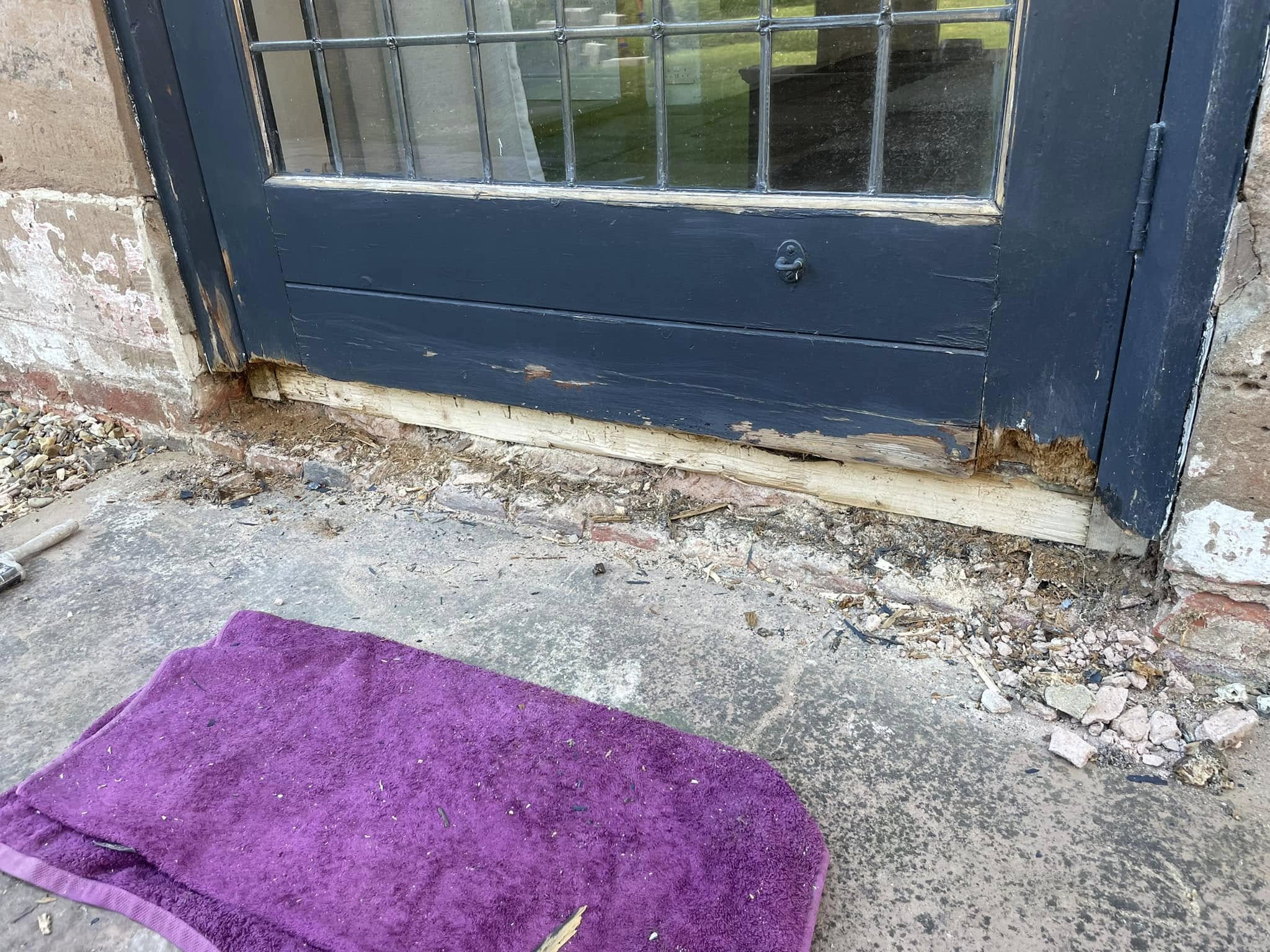 Large House Exterior Render Repaired & Painted